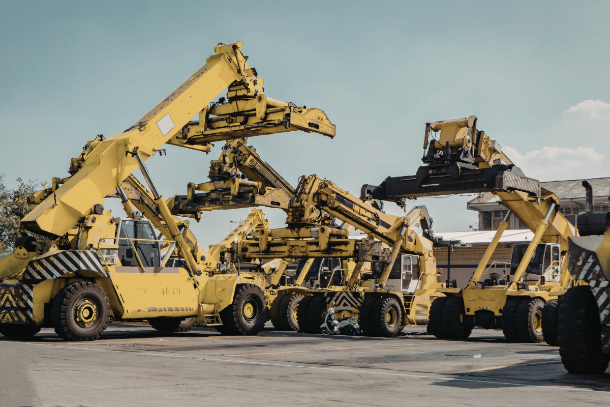 Mengenal 10 Jenis Alat Berat untuk Proyek Jalan Tol dan Fungsinya